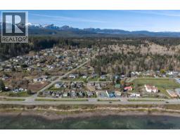 5570 Horne St, Union Bay, BC V0R3B0 Photo 13