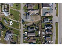 5570 Horne St, Union Bay, BC V0R3B0 Photo 6