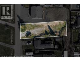 5570 Horne St, Union Bay, BC V0R3B0 Photo 7