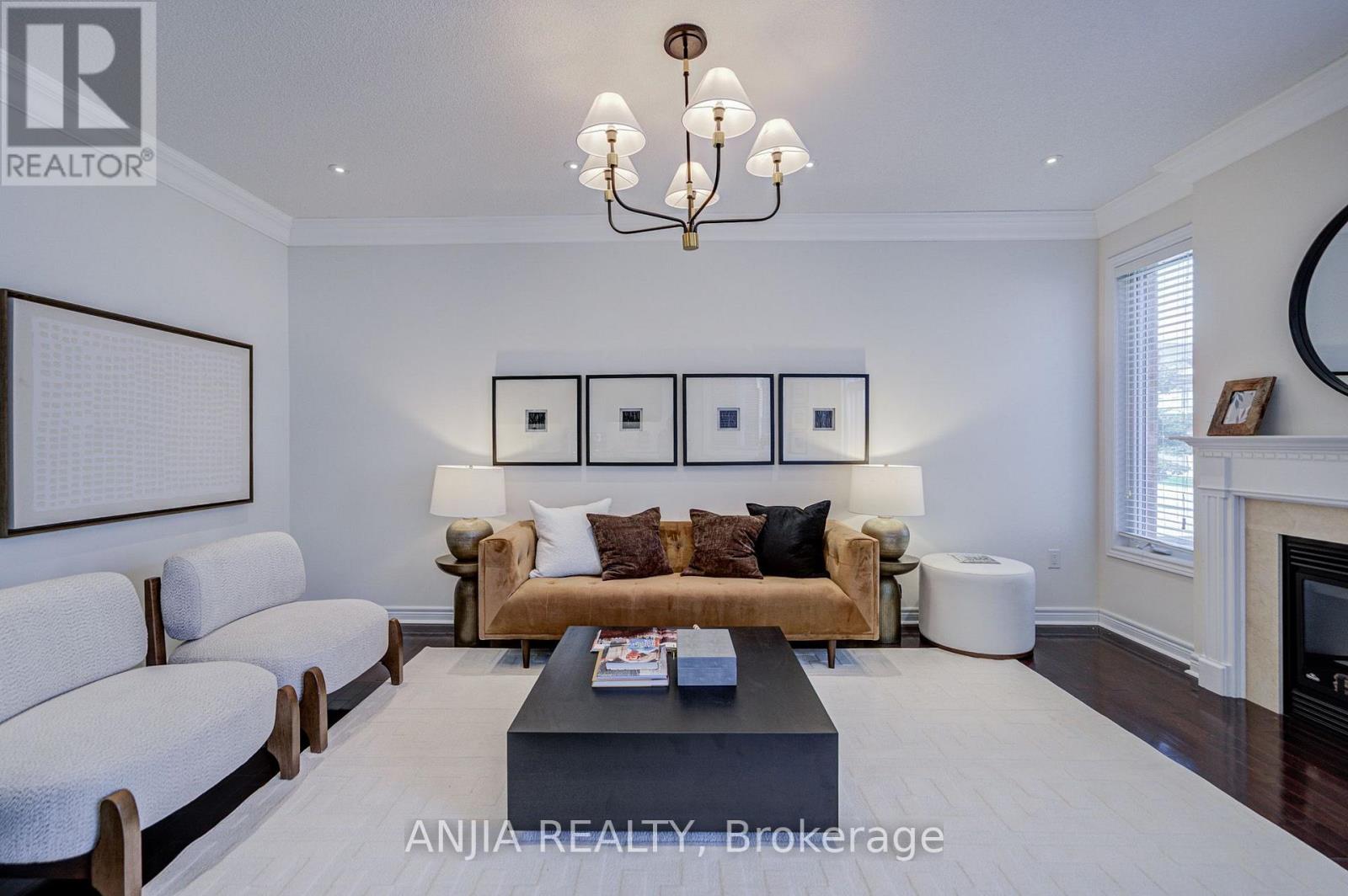 205 HARBORD STREET - 26