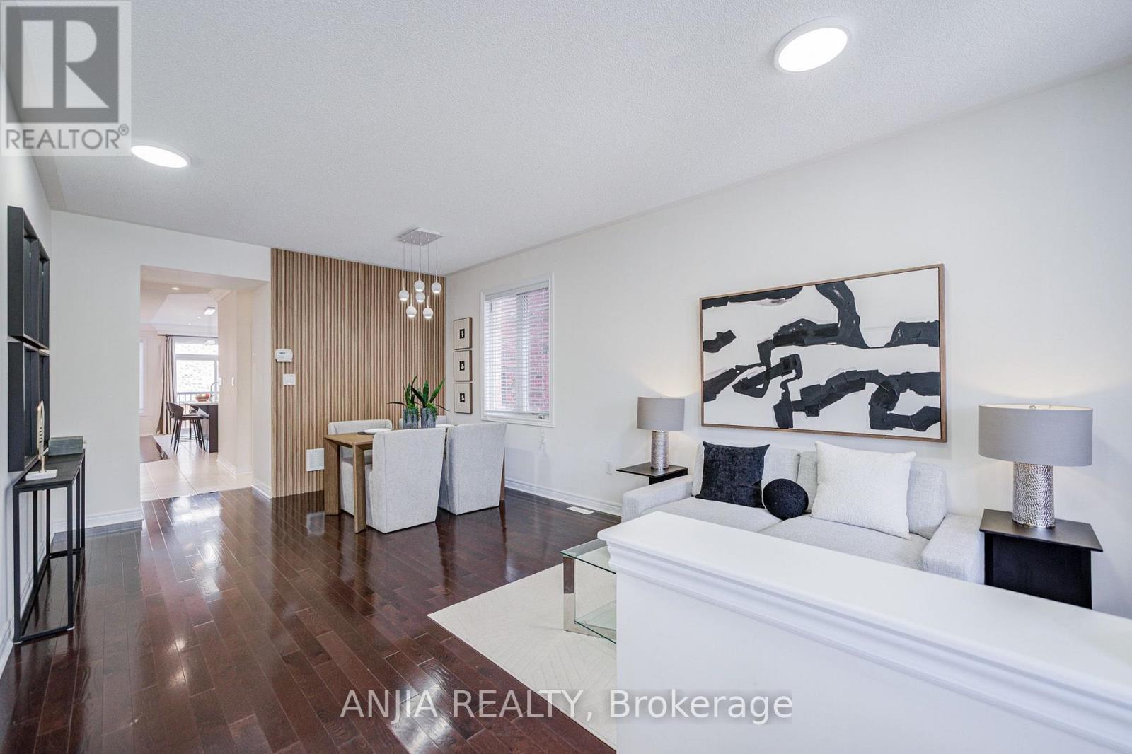 205 HARBORD STREET, Markham photo 4