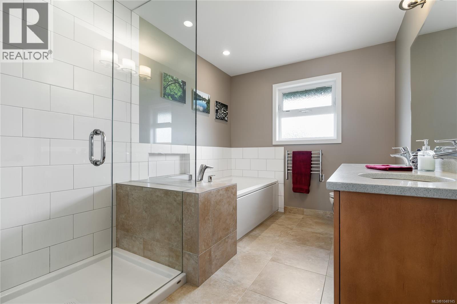 4021 Dawnview Cres - 24