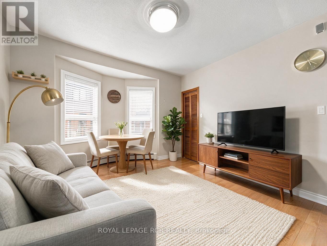 966 SHAW STREET - 5