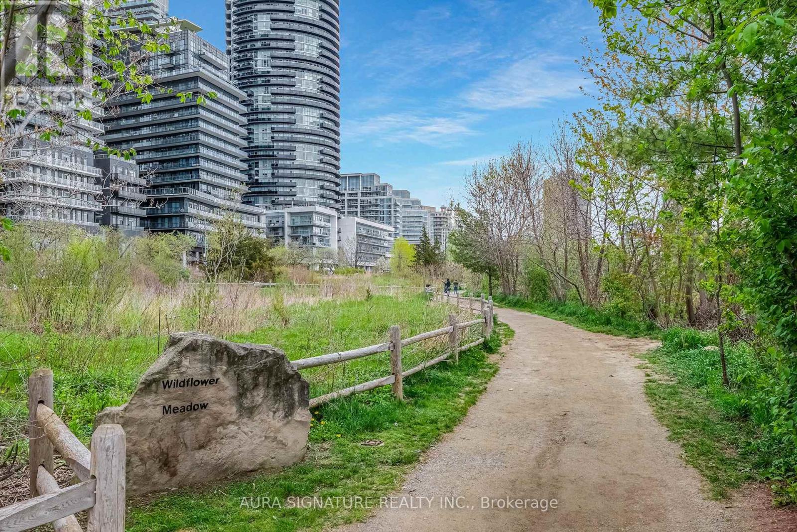 #901 110 MARINE PARADE DRIVE - 44