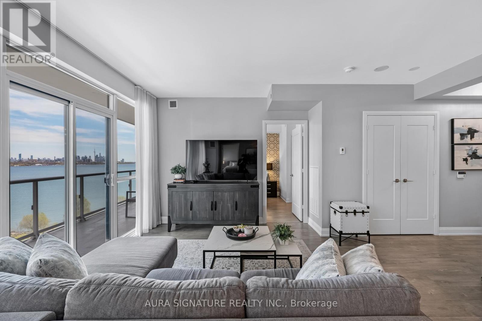#901 110 MARINE PARADE DRIVE - 6