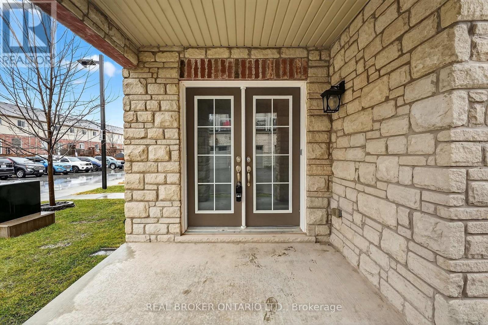 5000 DESANTIS DRIVE - 8