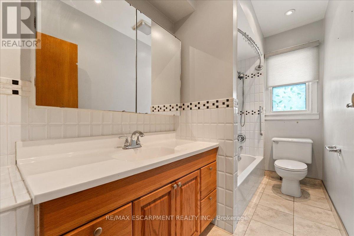 721 BROADWAY STREET - 30