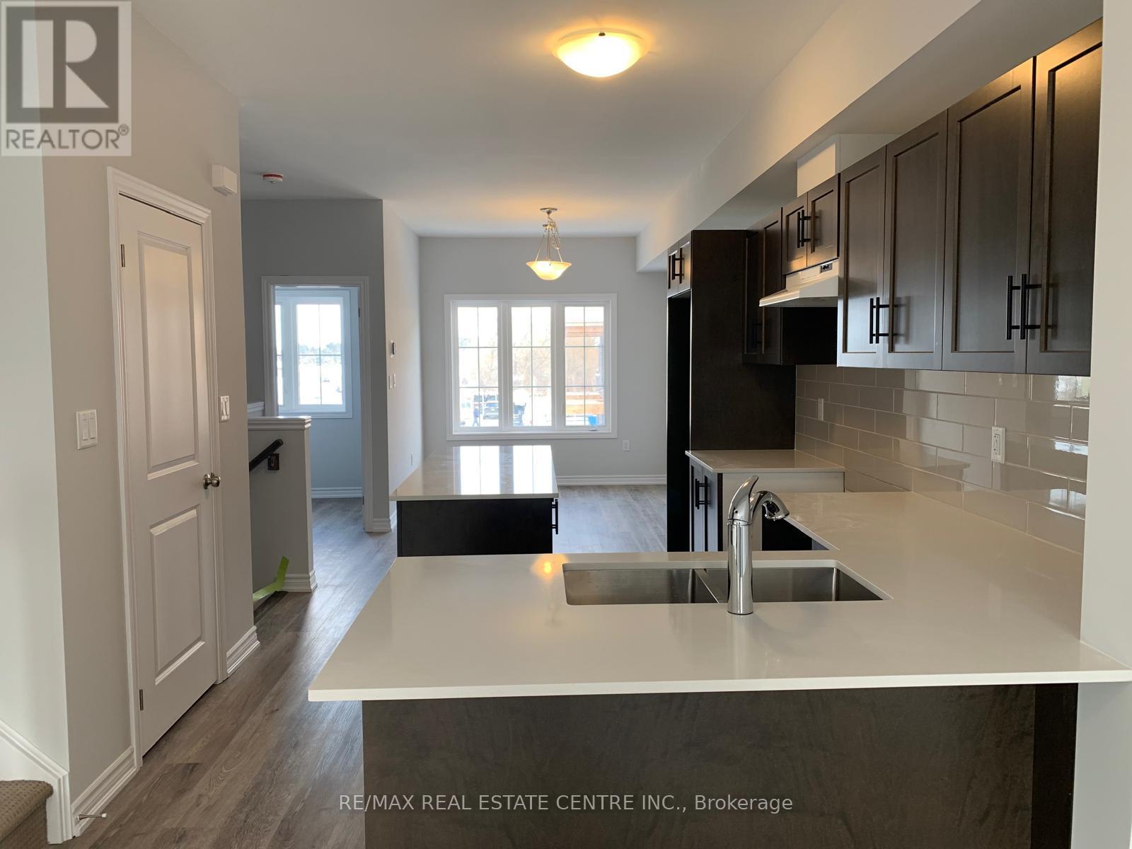 35 - 124 COMPASS TRAIL, Cambridge — photo 8