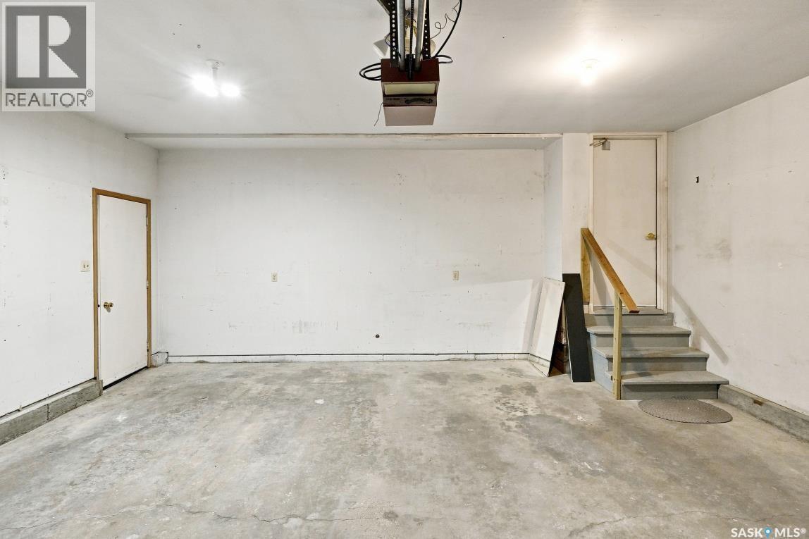 333 Reid ROAD - Image 43