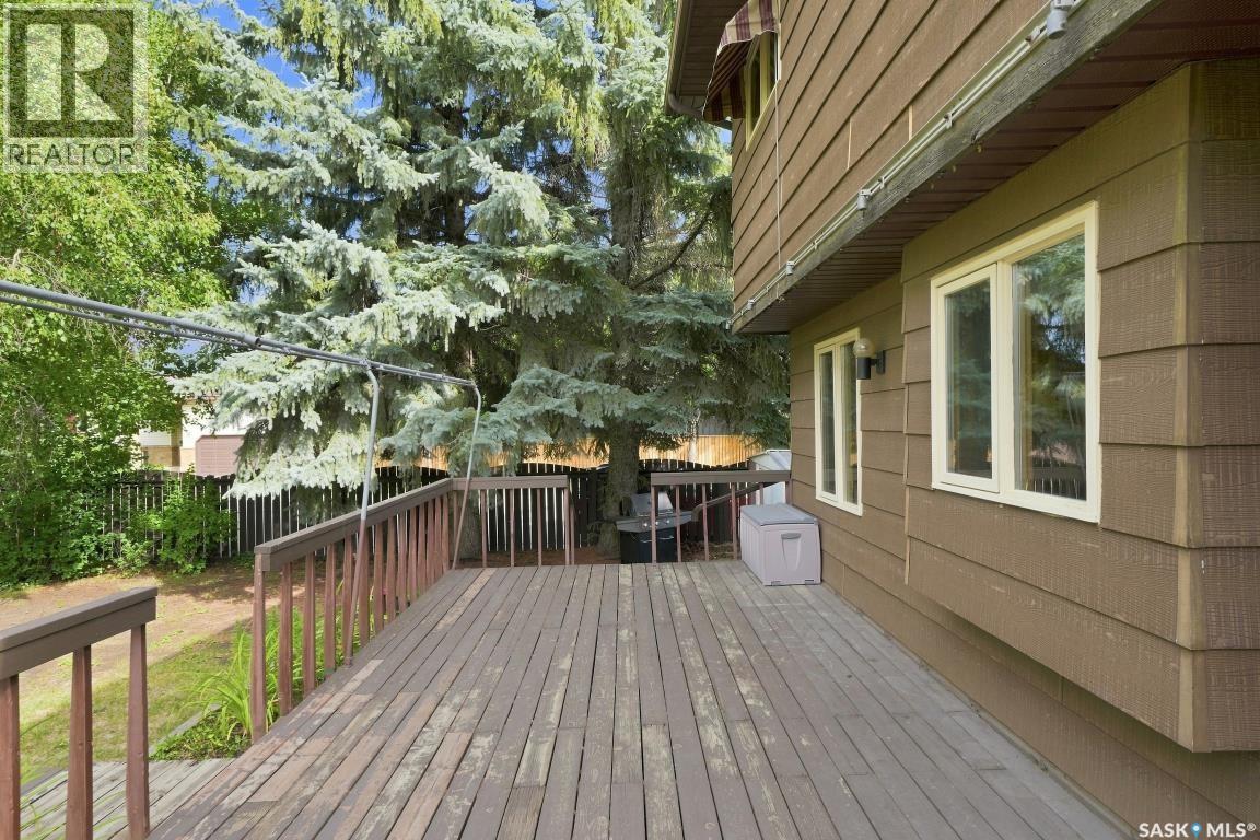 333 Reid ROAD - Image 50
