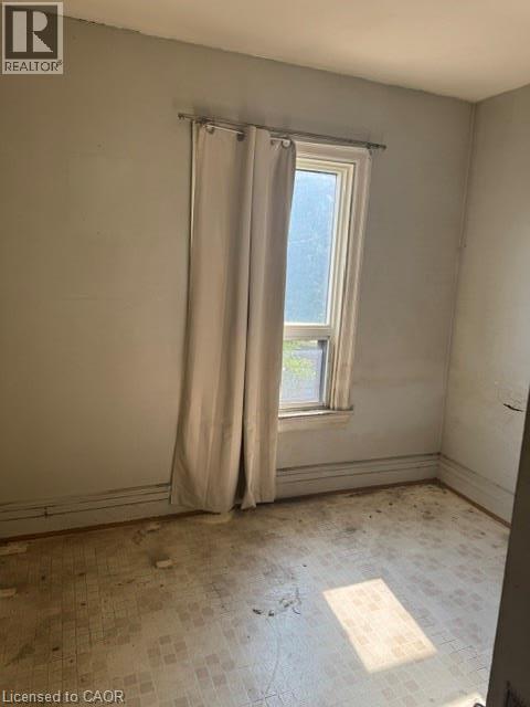 143 ELGIN Street - 9