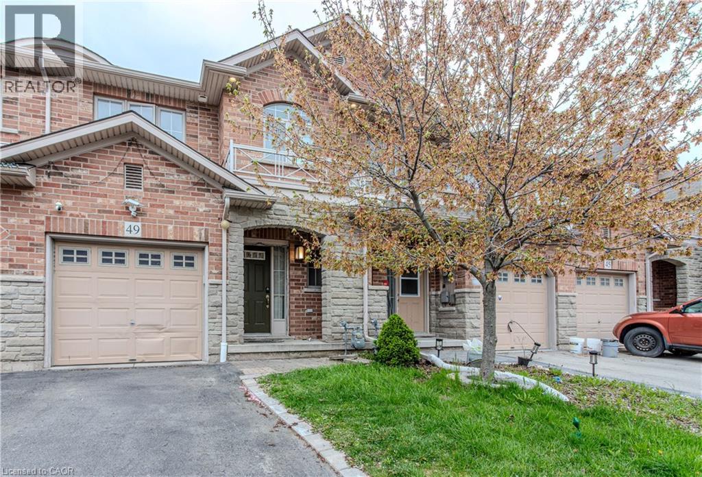 49 MARINA POINT Crescent - 1