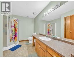 Kitchen - 43 Sandy Lake Drive, Leamington, ON N8H5K4 Photo 16