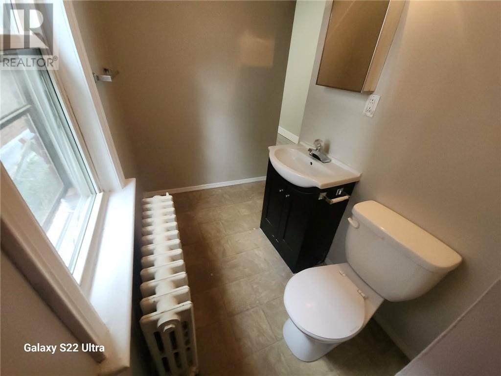 335 Frood Road, Sudbury — photo 6