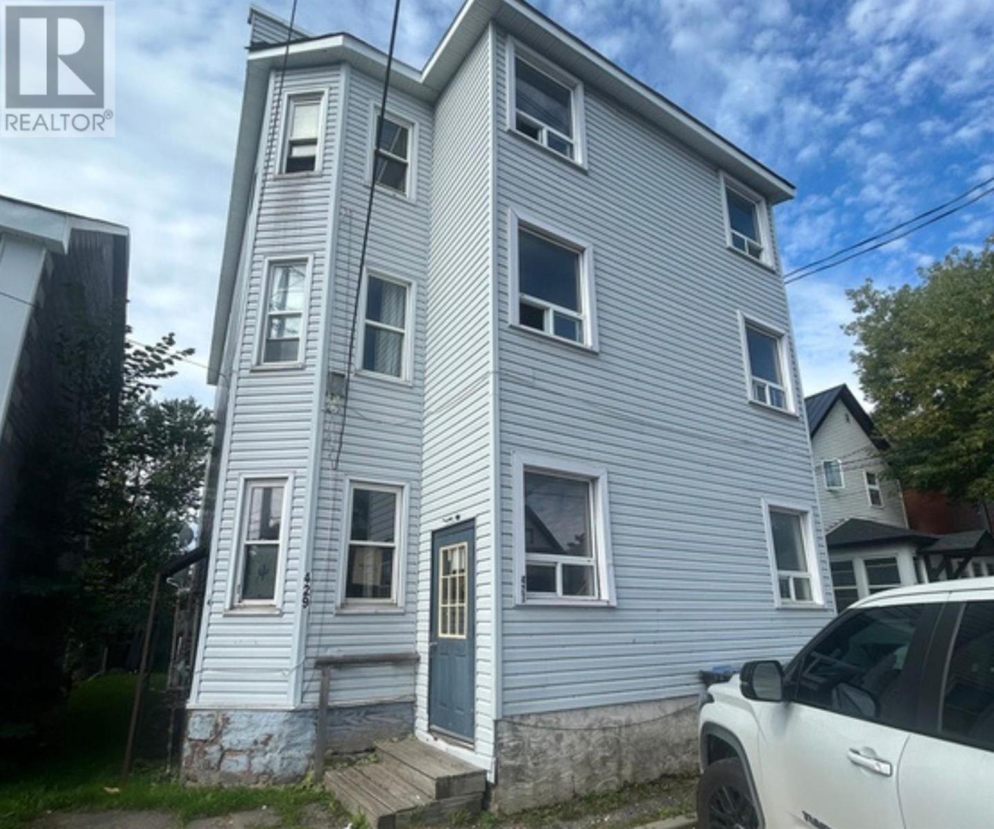 427-429 Wellington ST E, Sault Ste. Marie — photo 2
