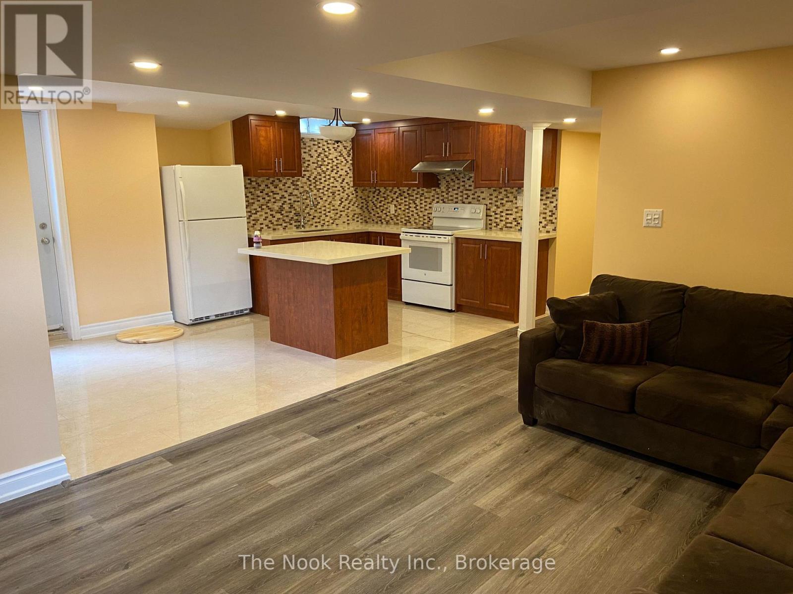 101 GLENABBEY DRIVE, Clarington (Courtice) — photo 4