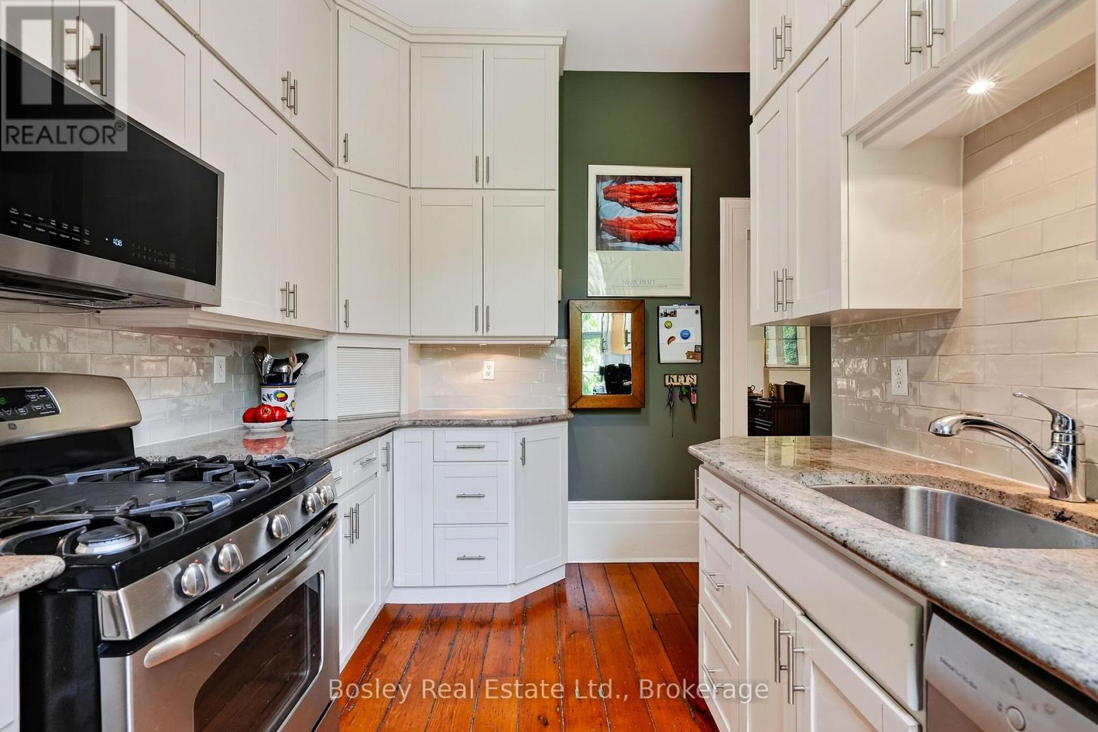6 BALDWIN STREET - Image 20