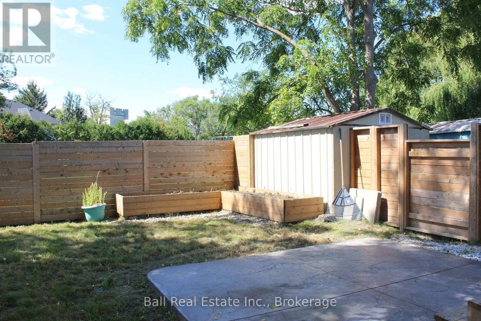 4 HOLDEN STREET, Belleville (Belleville Ward) — photo 6