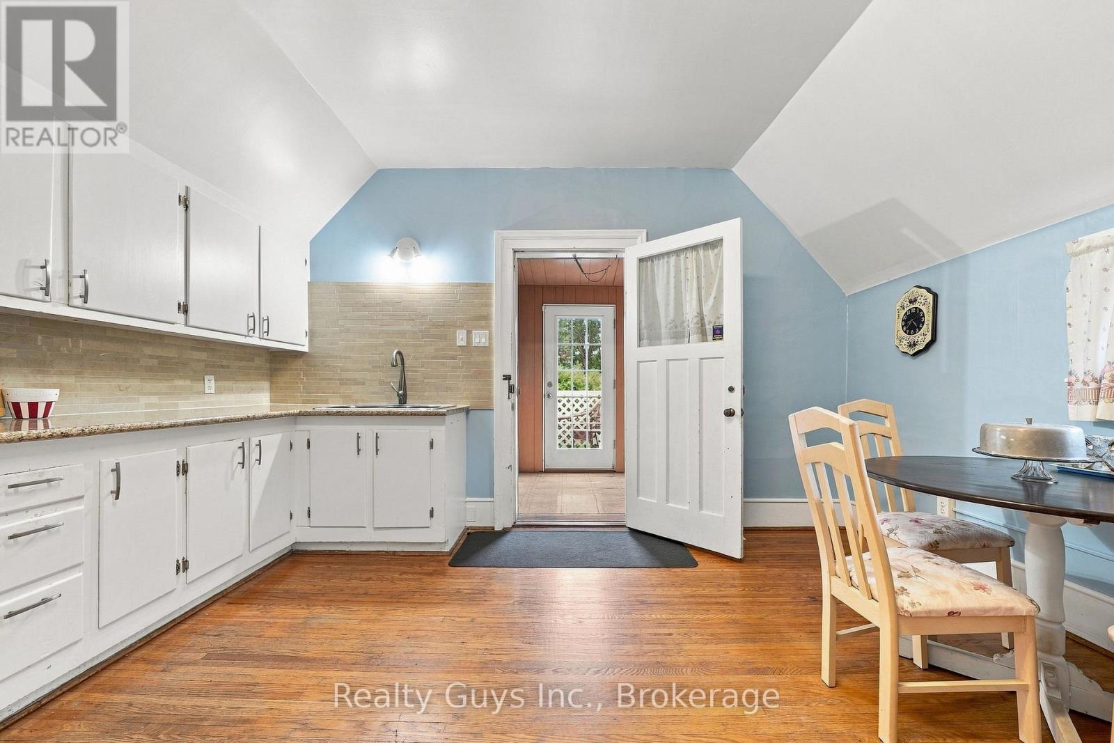 91 MAIN STREET - Image 33