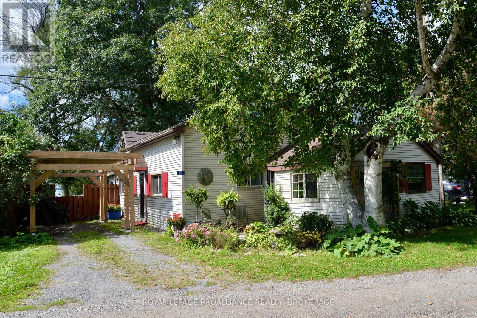 15 STURTIVANS LANE - 31