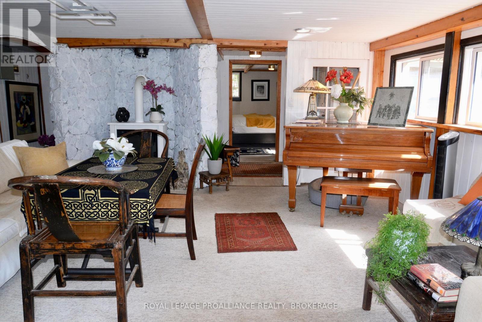 15 STURTIVANS LANE - 7
