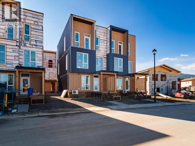1-244 WITCH HAZEL DRIVE, Whitehorse — photo 2