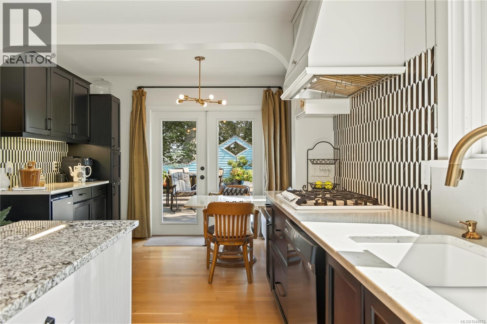 290 Vancouver Ave - Image 29