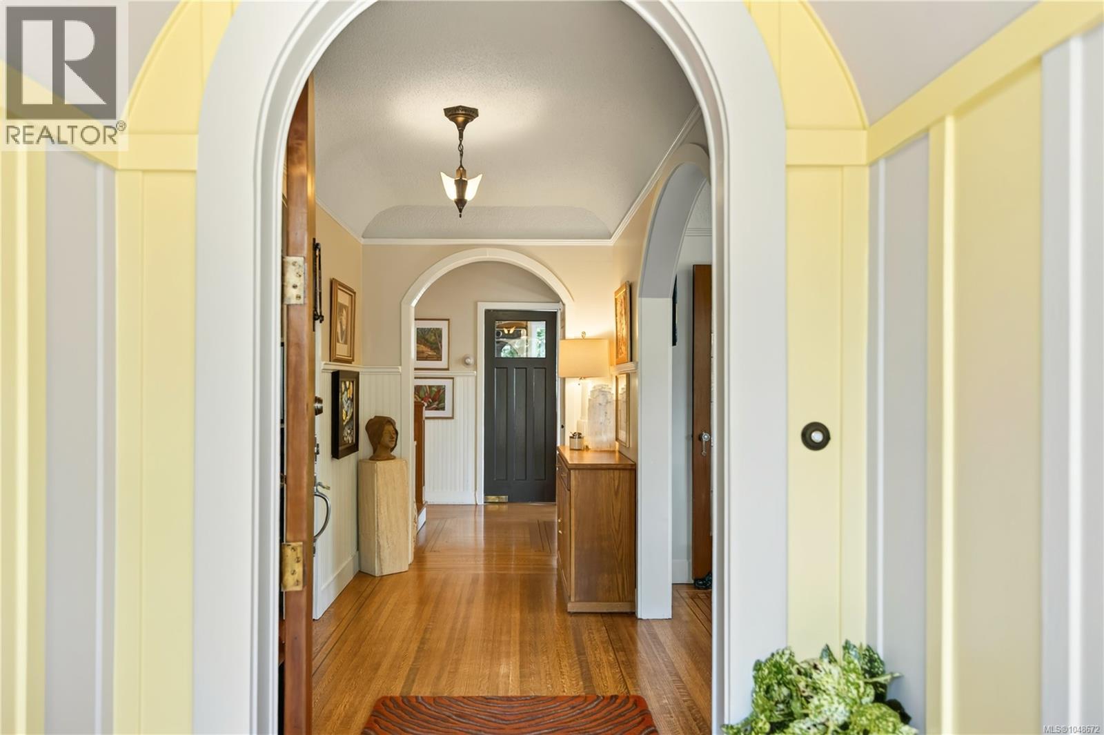 290 Vancouver Ave - Image 3