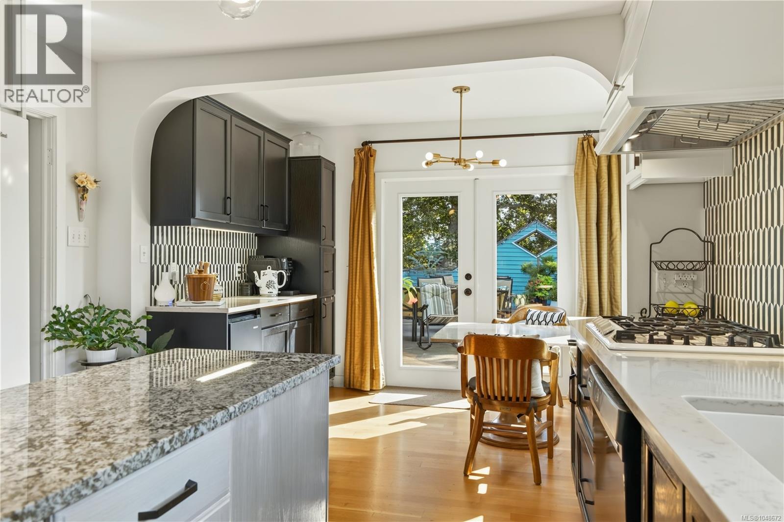 290 Vancouver Ave - Image 6