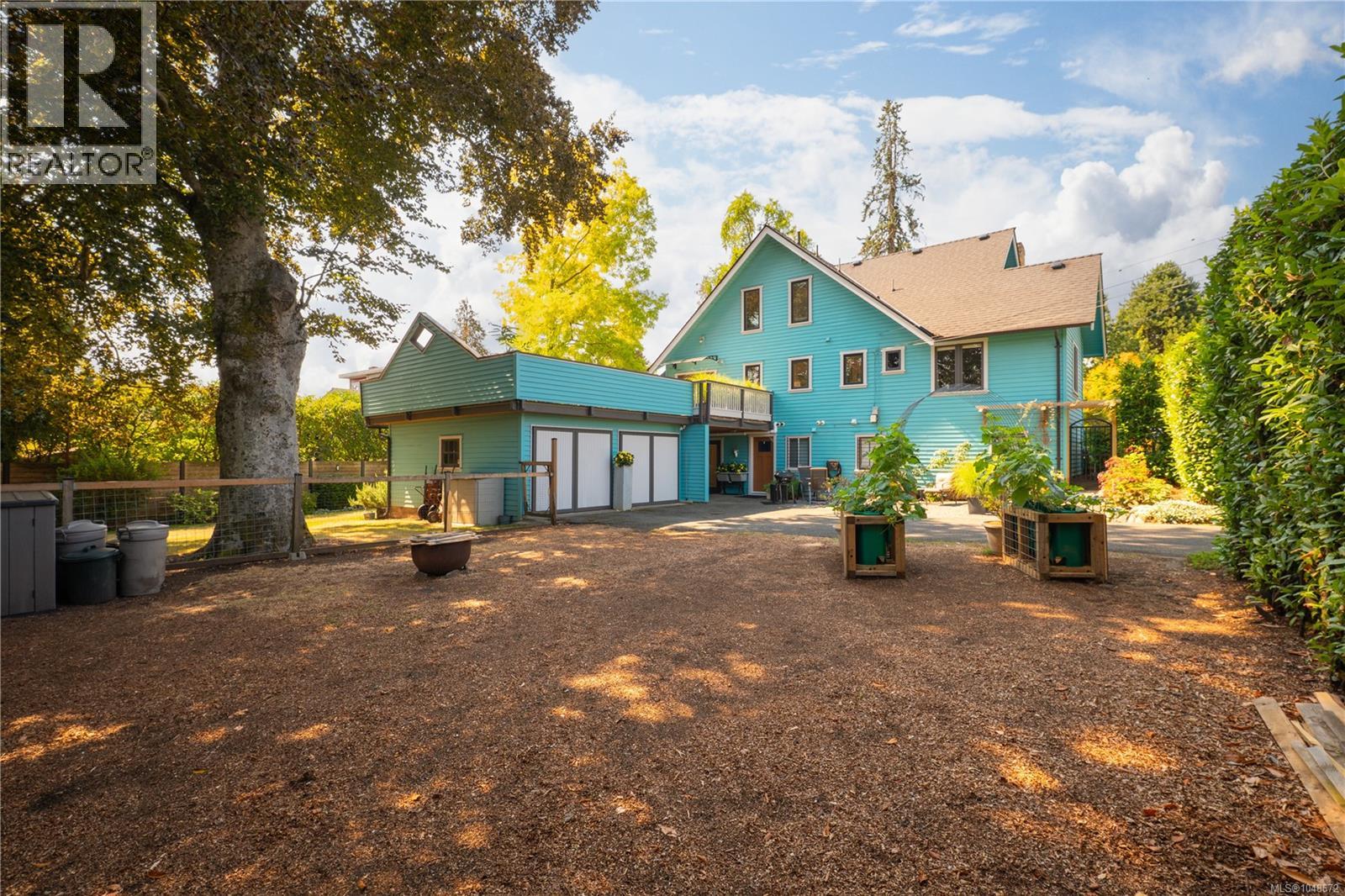 290 Vancouver Ave - 91