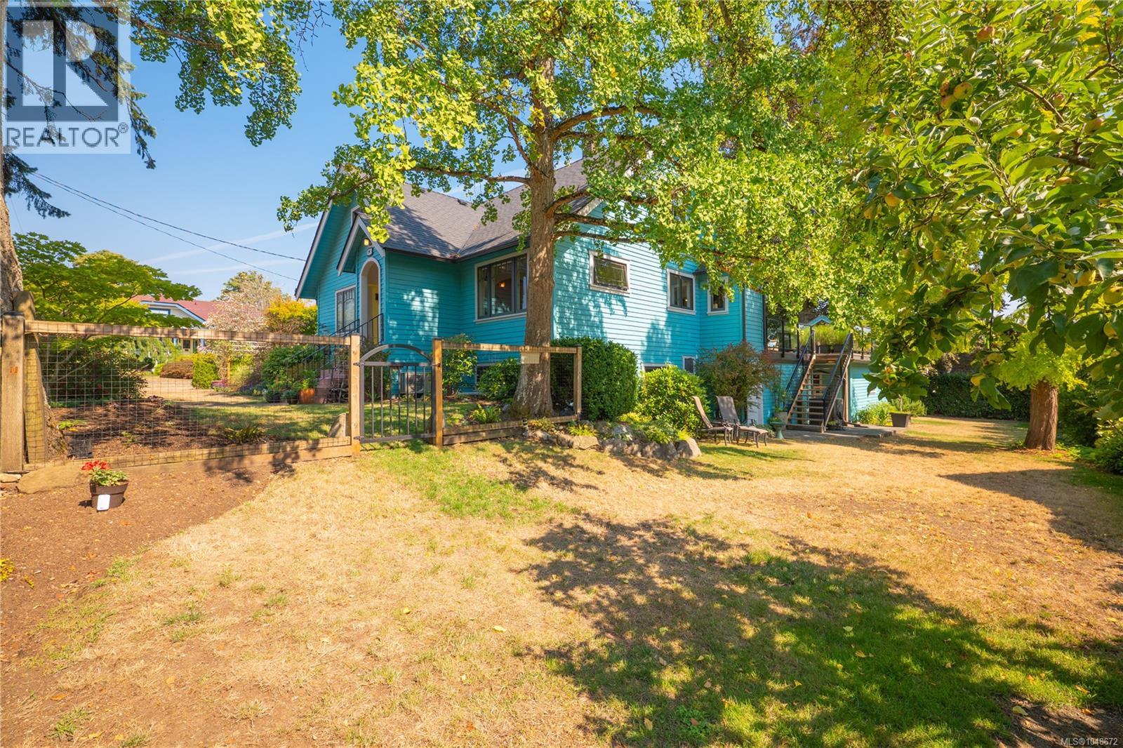 290 Vancouver Ave - 96