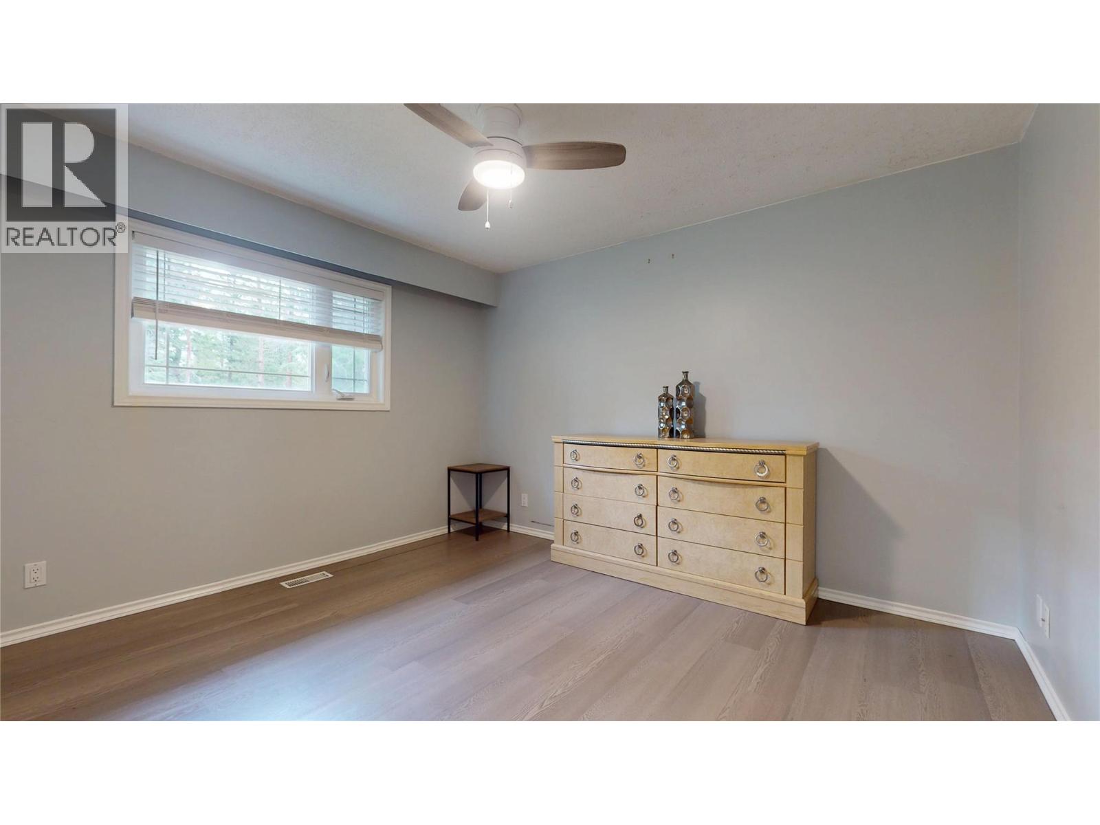 2001 8TH Avenue S - 12
