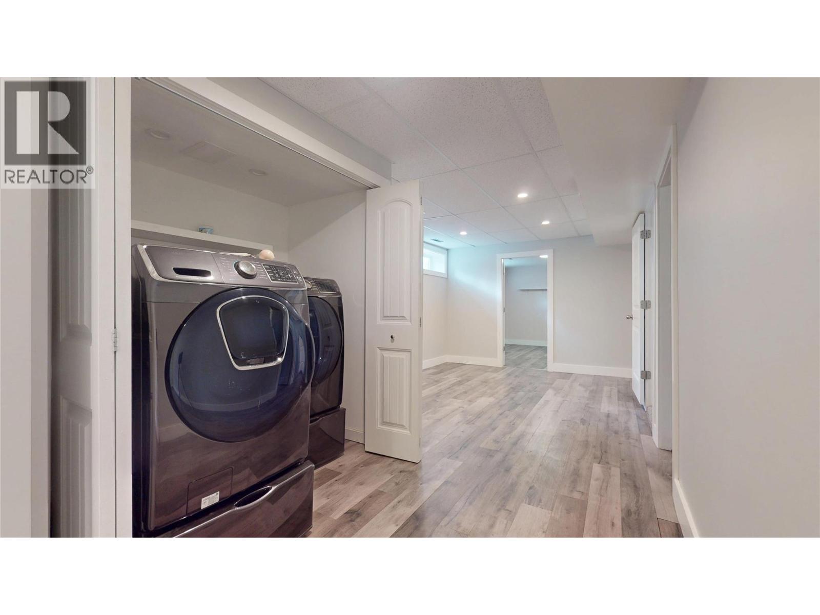 2001 8TH Avenue S - 23