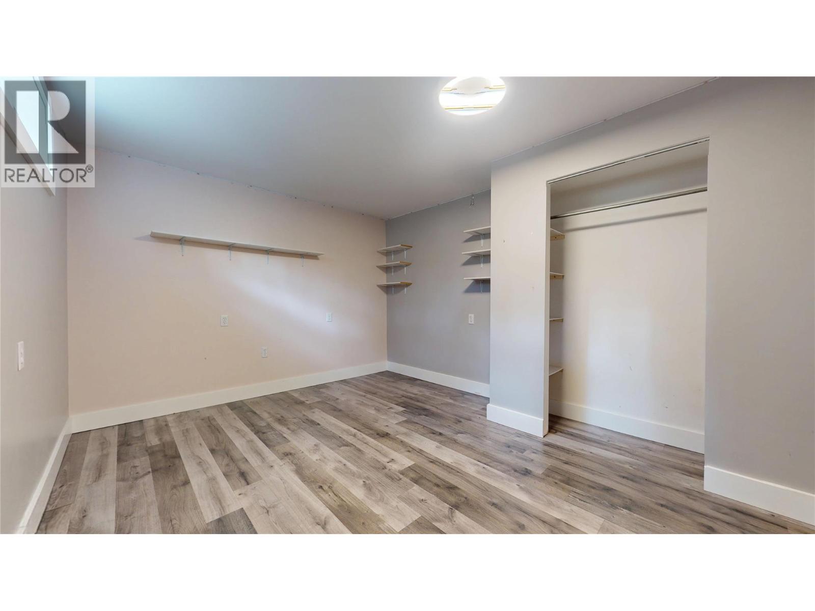 2001 8TH Avenue S - 26