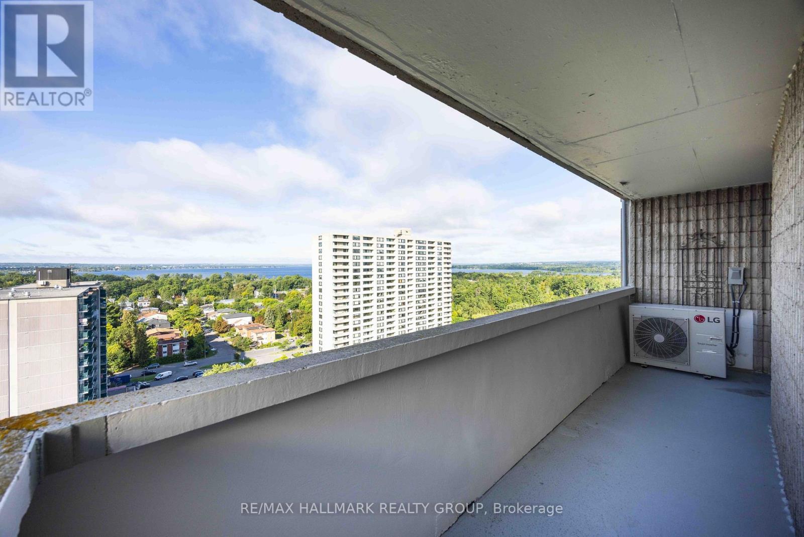 3 Bed, 2 Bath House for Sale in Ottawa – 1706 – 2625 REGINA STREET, Ottawa – MLS# X13753144 - Image 18
