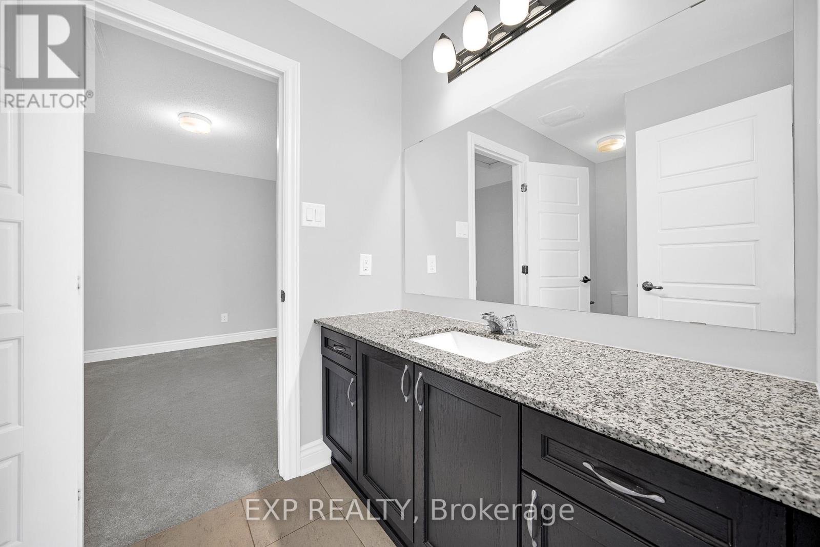 126 YEARLING CIRCLE - Image 33