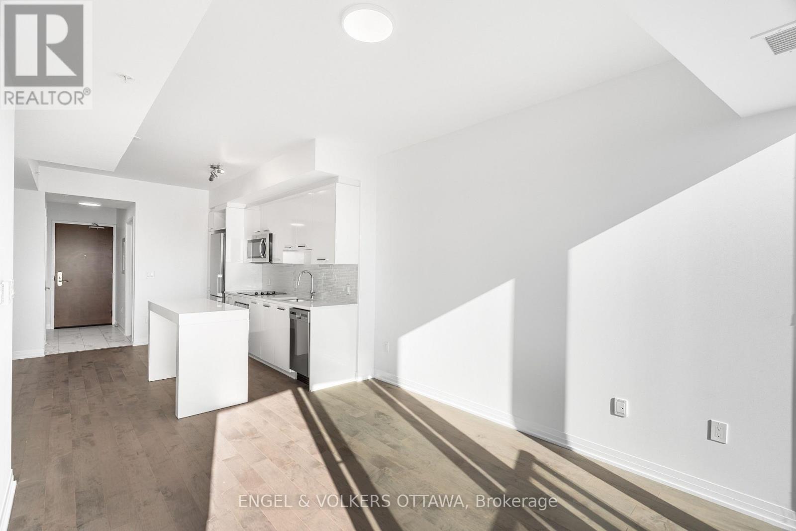 1 Bed, 1 Bath House for Sale in Ottawa – 3403 – 805 CARLING AVENUE, Ottawa – MLS# X13753294 - Image 13