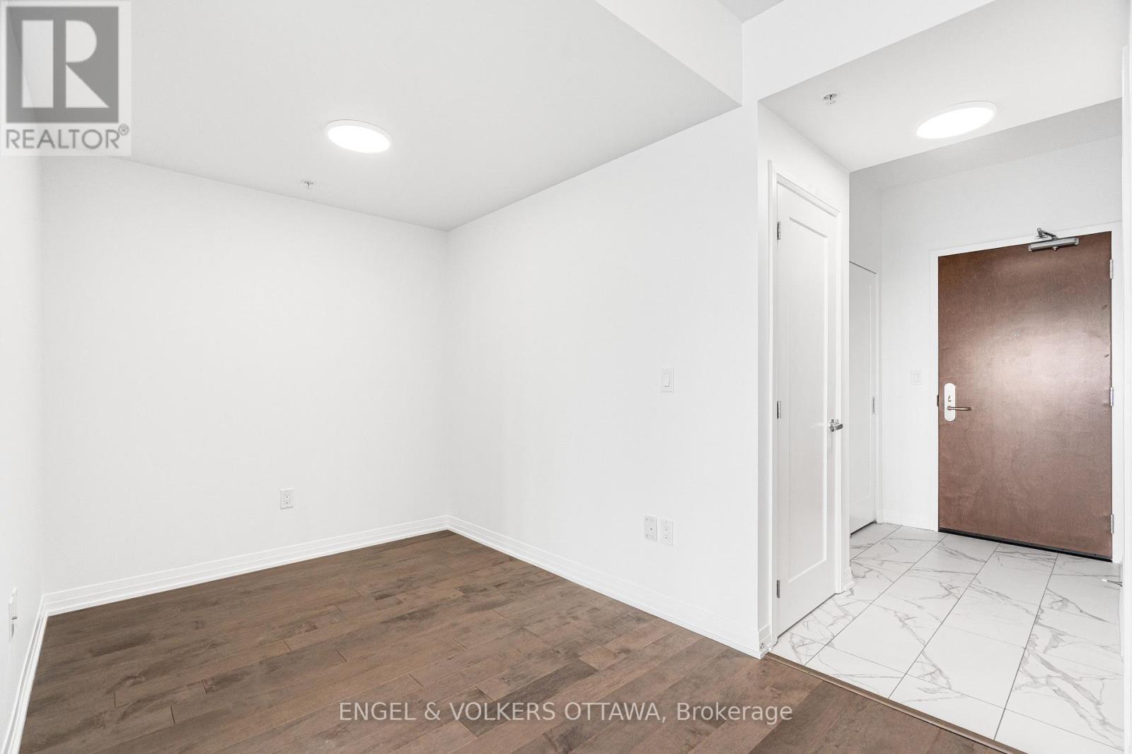 1 Bed, 1 Bath House for Sale in Ottawa – 3403 – 805 CARLING AVENUE, Ottawa – MLS# X13753294 - Image 17