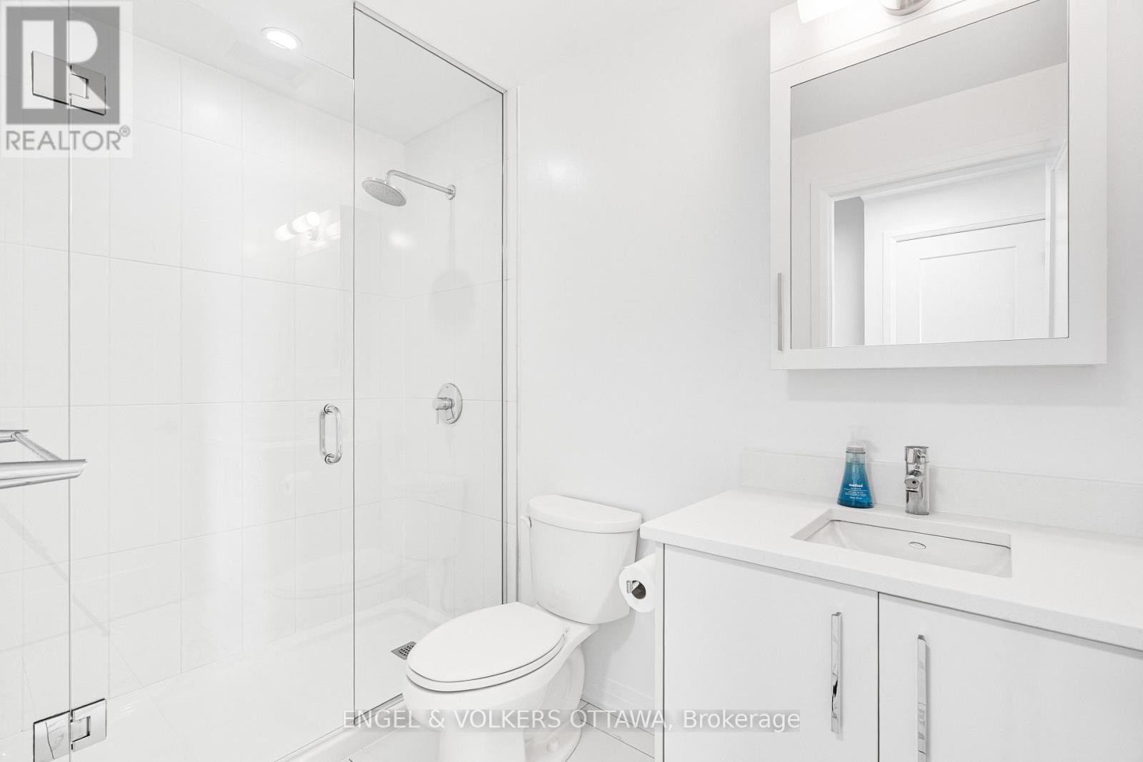1 Bed, 1 Bath House for Sale in Ottawa – 3403 – 805 CARLING AVENUE, Ottawa – MLS# X13753294 - Image 21