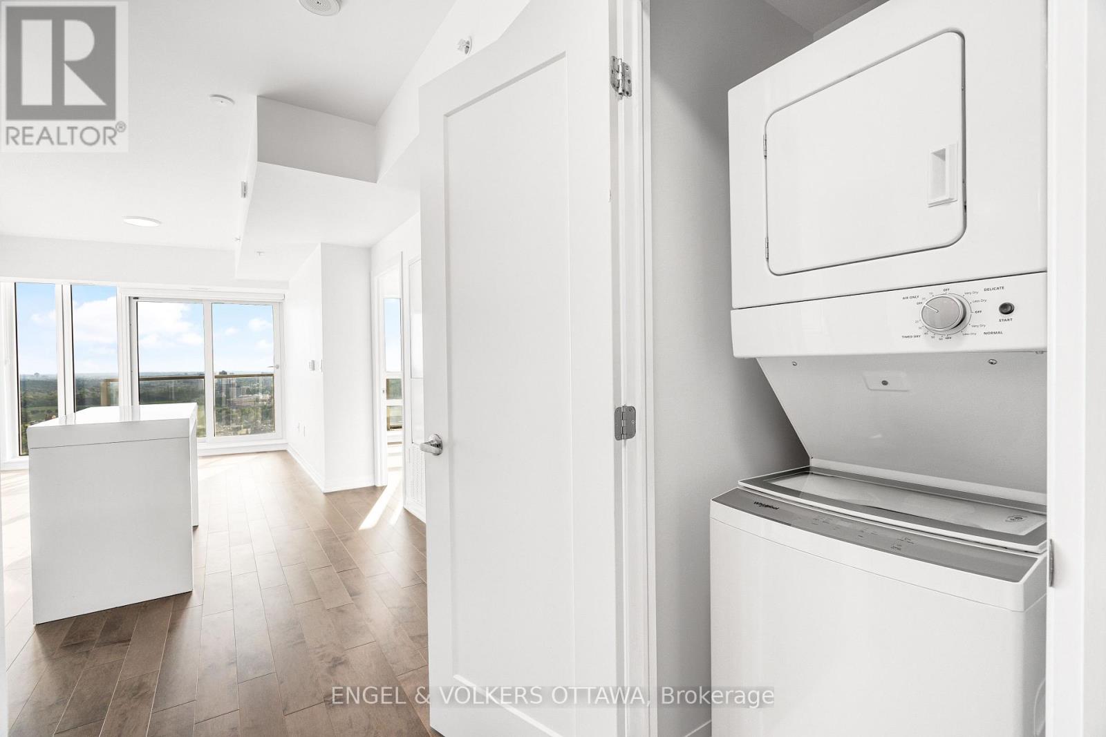 1 Bed, 1 Bath House for Sale in Ottawa – 3403 – 805 CARLING AVENUE, Ottawa – MLS# X13753294 - Image 22