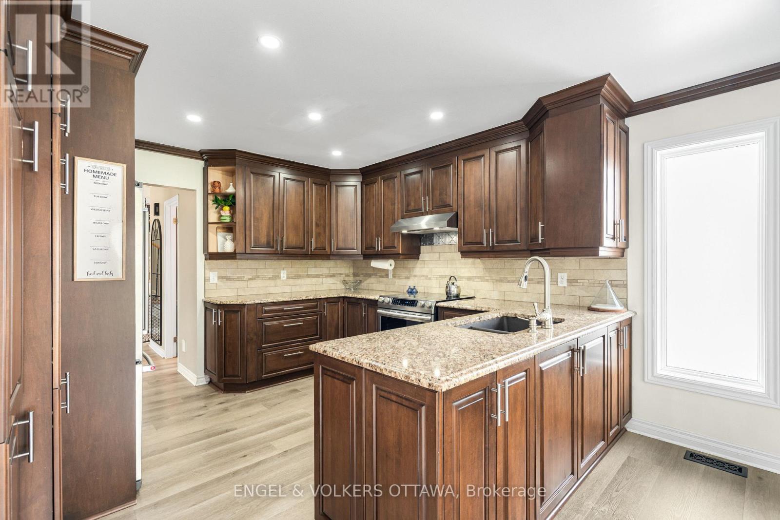6529 TOONEY DRIVE - Image 8