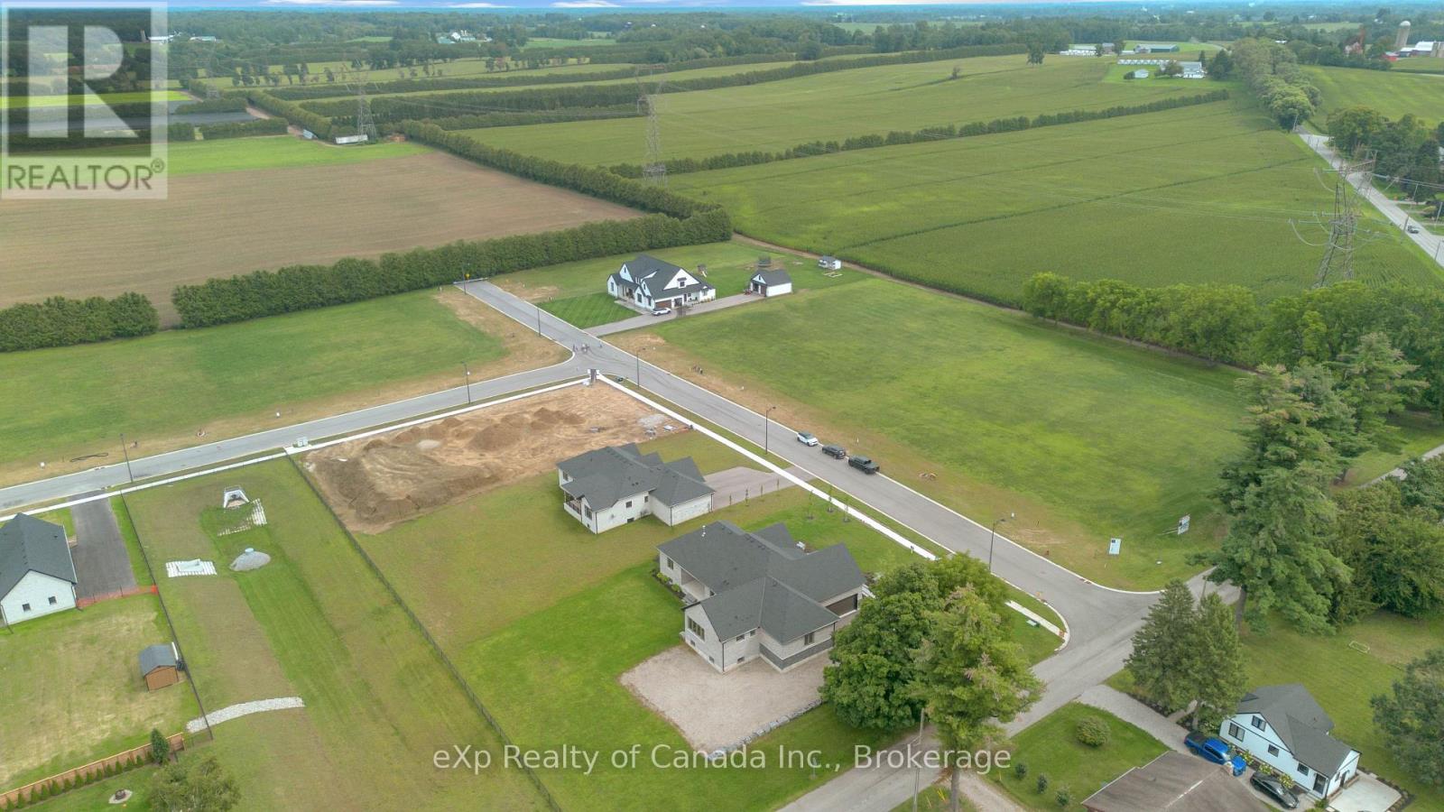 3 CLOVER LANE - Image 10