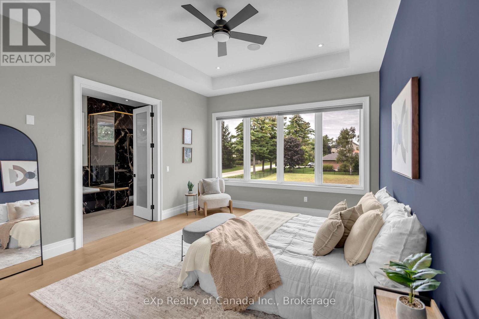 3 CLOVER LANE - 23