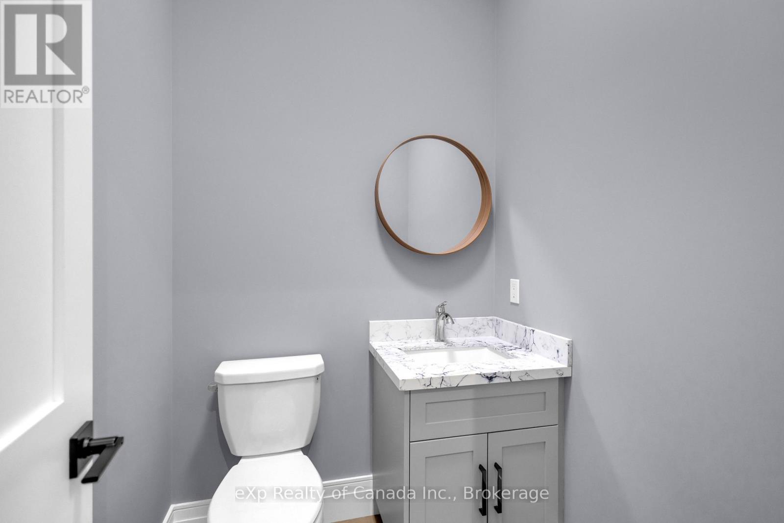 3 CLOVER LANE - 38