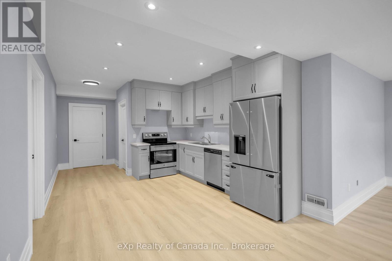 3 CLOVER LANE - 45