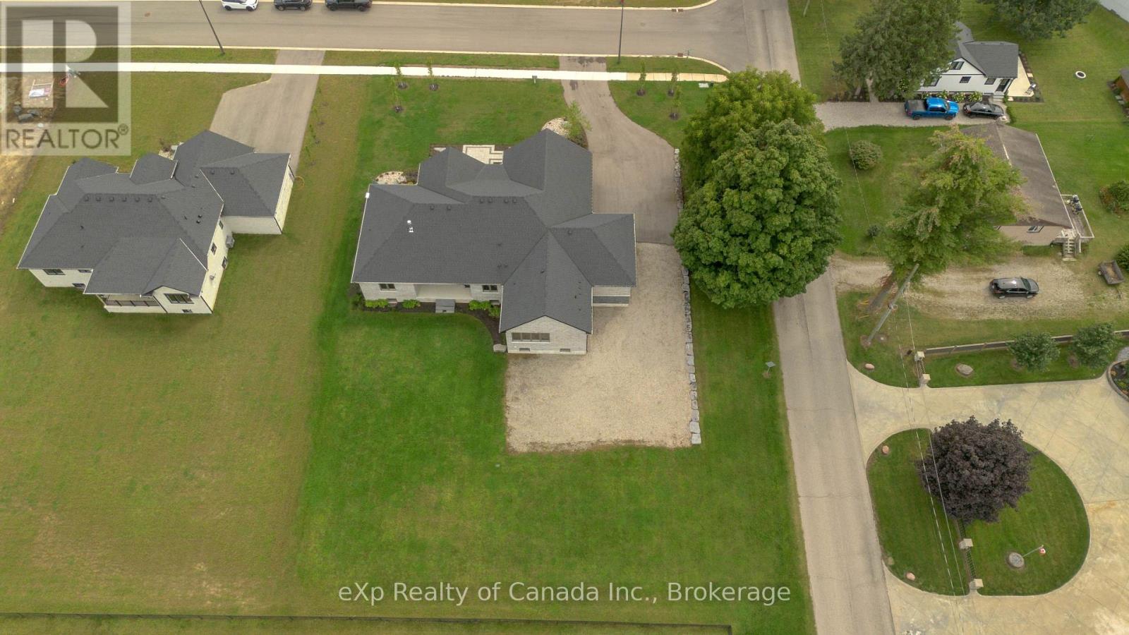 3 CLOVER LANE - 8