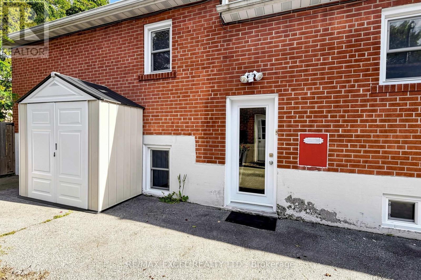 BSMT - 23 LINELLE STREET, Toronto (Lansing-Westgate) — photo 3