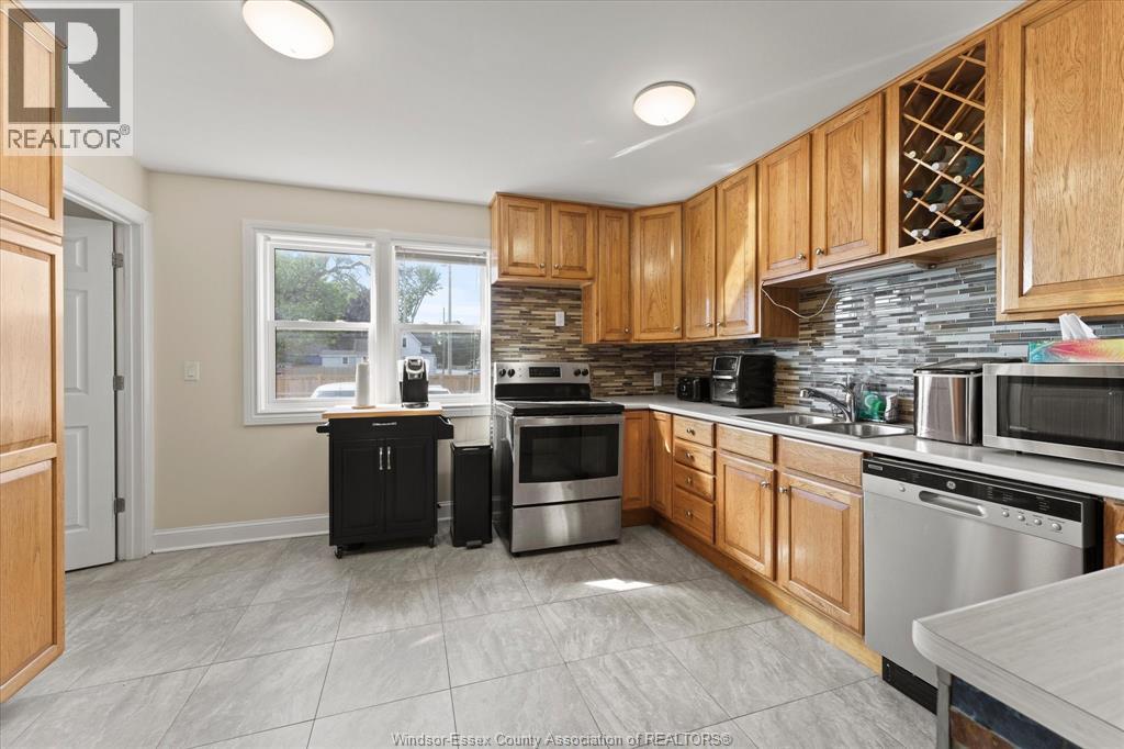 2485 FRONT ROAD - 10
