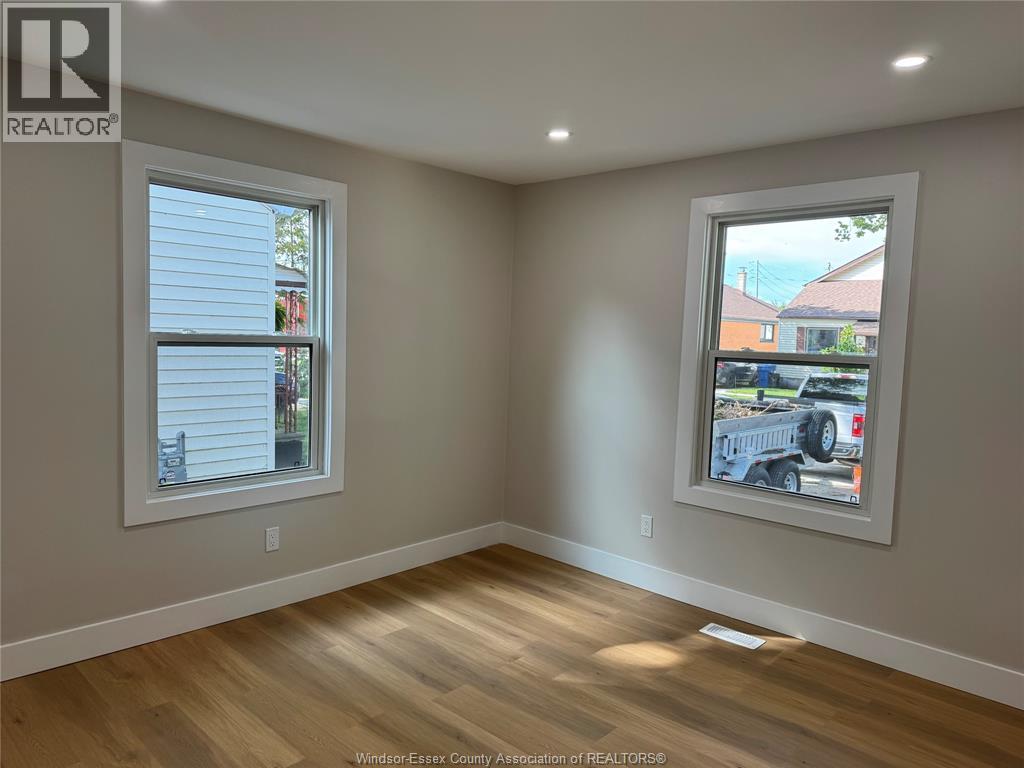 1462 Labadie - Image 19
