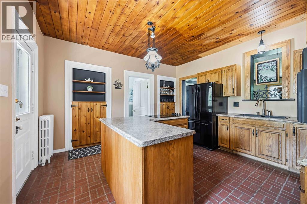 6752 Camlachie ROAD, Plympton-Wyoming — photo 7
